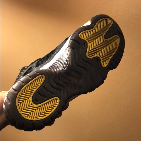 Jordan 11 retro low - Picture 4 of 8